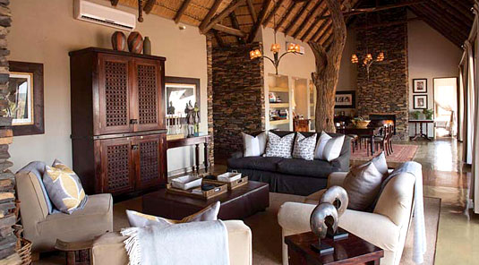Little Madikwe Hills - Madikwe Game Reserve - Main Lodge Lounge & Dining Room